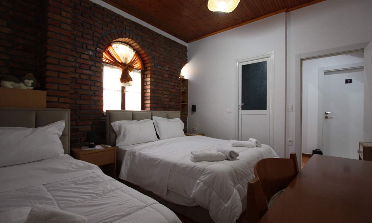 Berat Hotel | Hotel Buzi Berat