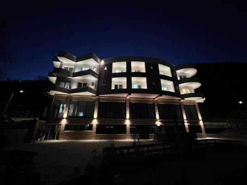 Korce Hotel | Hotel DEMOLI