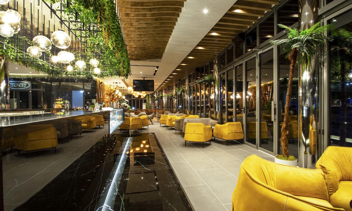 Mbrostar-Urë Hotel | Hotel Fieri