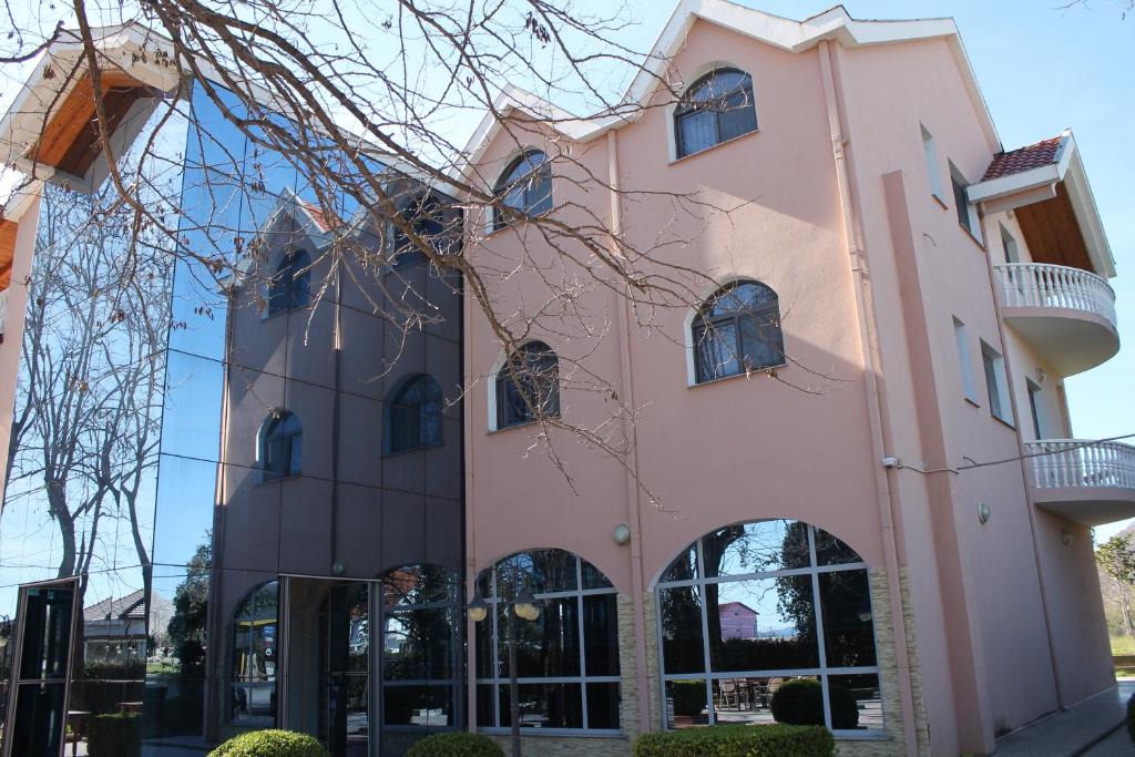 Mjede Hotel | Hotel Hasmegaj