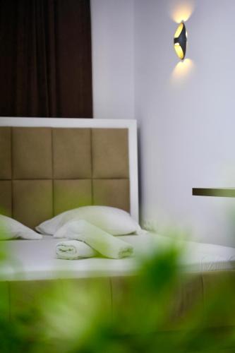 Kolovicë Hotel | Hotel Heimli