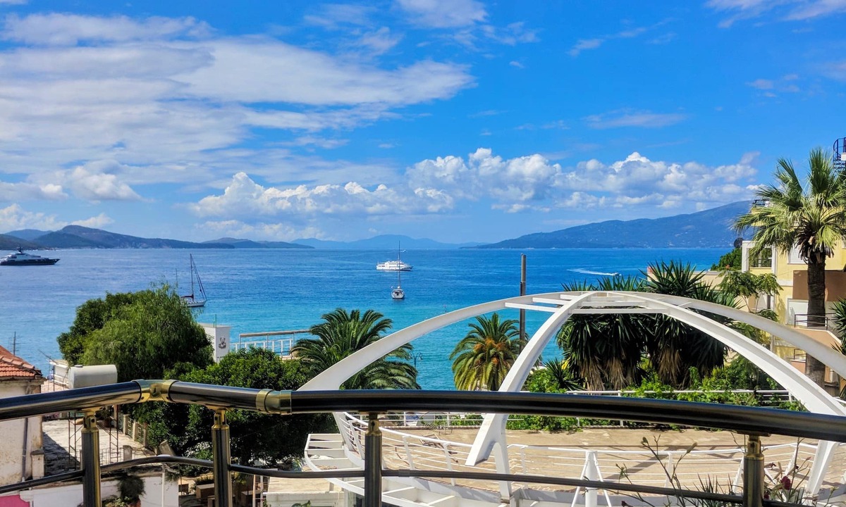 Qender Hotel | Hotel JoAn