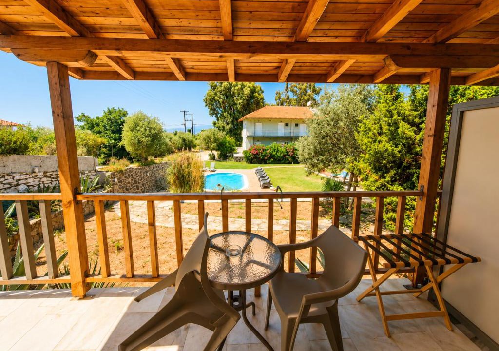 Megalos Prinos Bed & Breakfast | Hotel Marti Studios