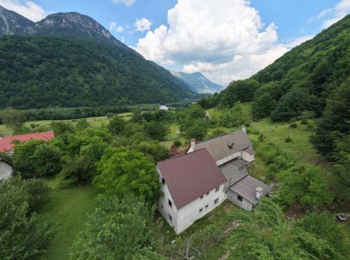 Shkoder County Hotel | Hotel Shen Klementi