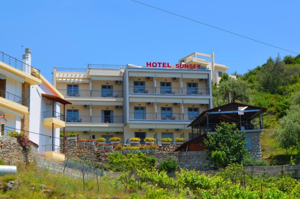 Dhermi Hotel | Hotel Sunset