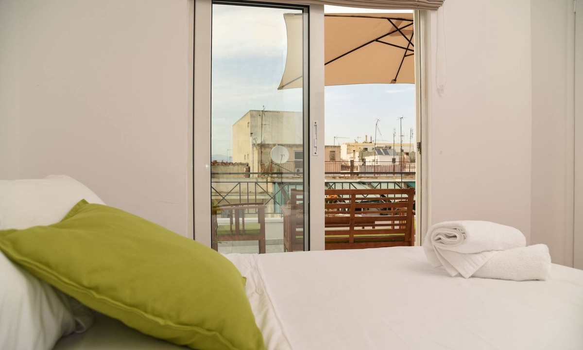 Metaxourgio Hotel | Hotel Tier