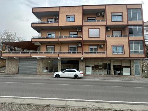 Pogradec Hotel | Hotel Yjet