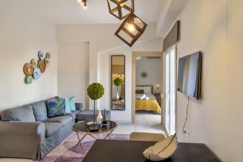 Patras Apartment | Hydra apartment