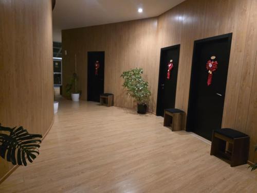 Sakës Hotel | Hylli Drites