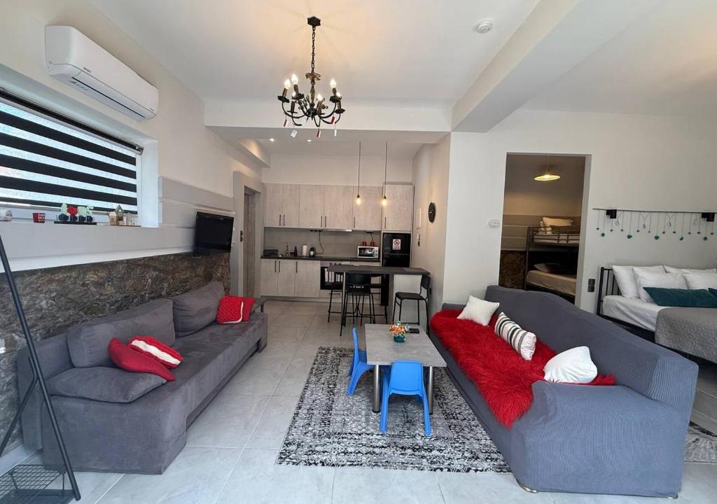 Kastoria Apartment | I Kastoria Book House with Garden motorbike friendly