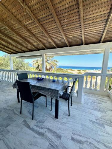 Aristotelis House | Ikidiki Beach Villa