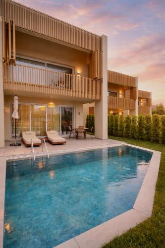 Nikita Villa | Imperium Luxe Villas 101-102