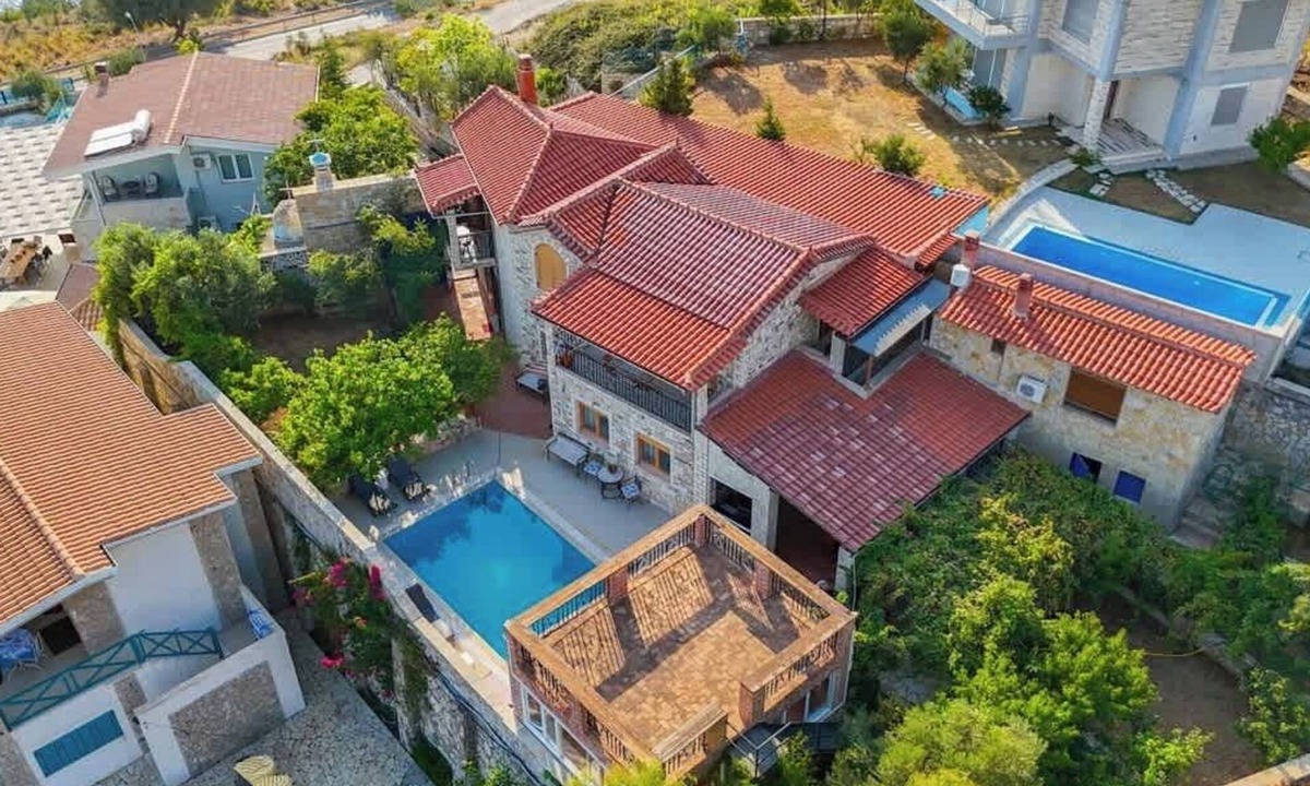 Himare House | Ionian Manor Estate villa