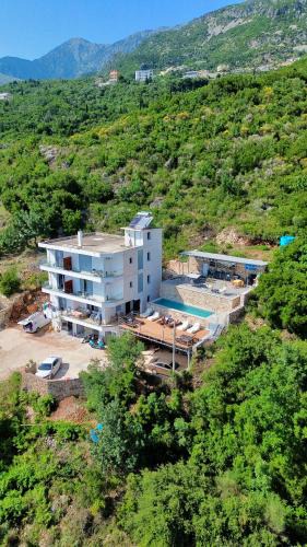 Dhermi Apartment | Ionian Pearl