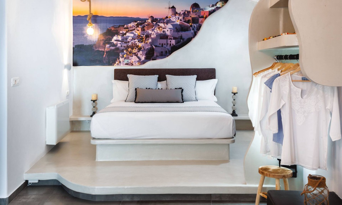 Fira Hotel | Irene City Villas
