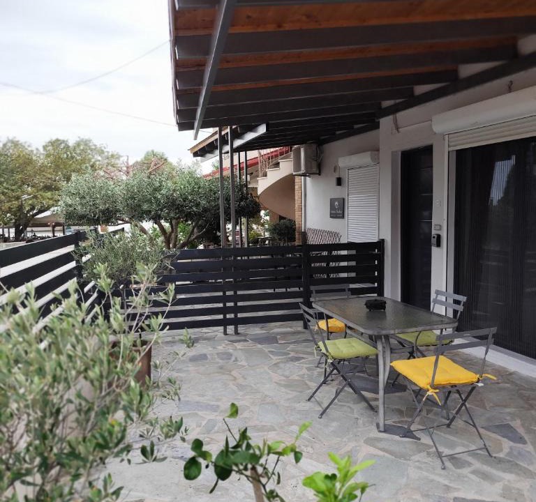 Menidion House | ISMINI STUDIOS