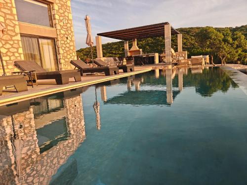 Elation Villa | Izel Villas