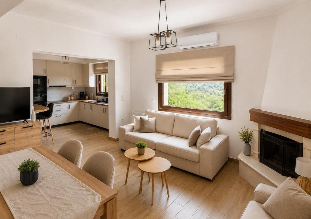 Kymi-Aliveri House | J&S Village House