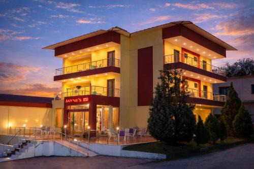 Elassona House | Jayne's Rooms - Elassona Central Getaways