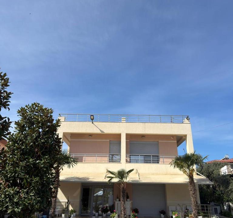 Vlore Apartment | Jico Travel - Villa Lilo