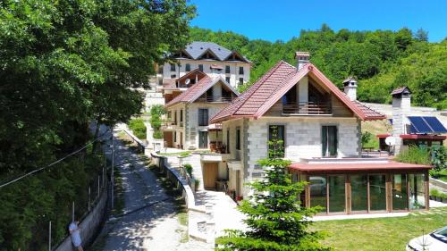 Librazhd House | JOEN Village
