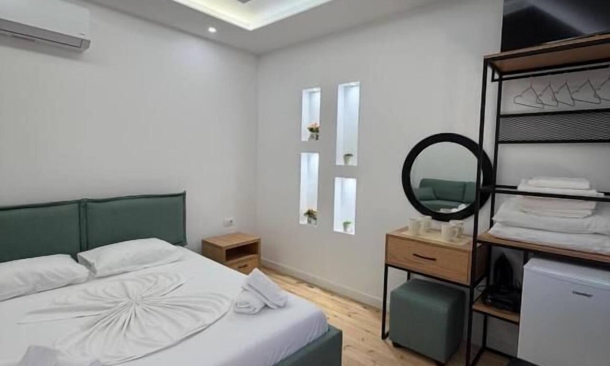 Himare Hotel | Jofri Rooms