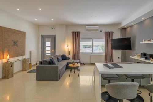 Itea Apartment | Kalafatis Downtown Apartment