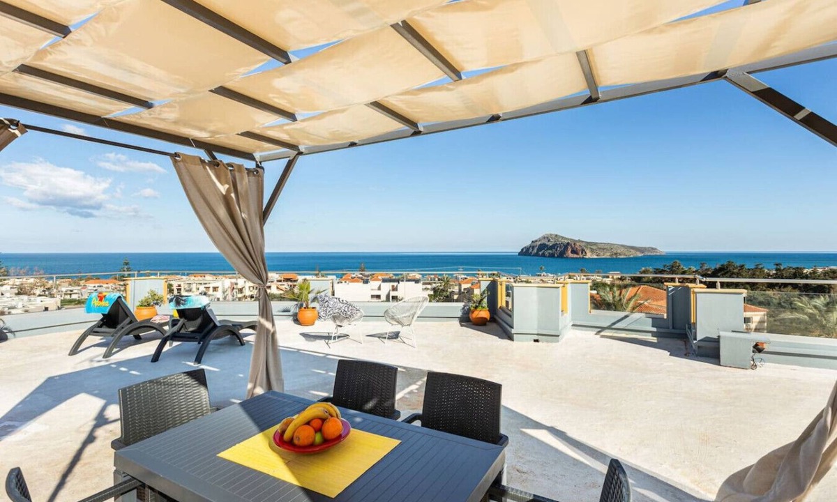 Agia Apartment | Kallia’s lux apt with Sea View & Cool Jacuzzi