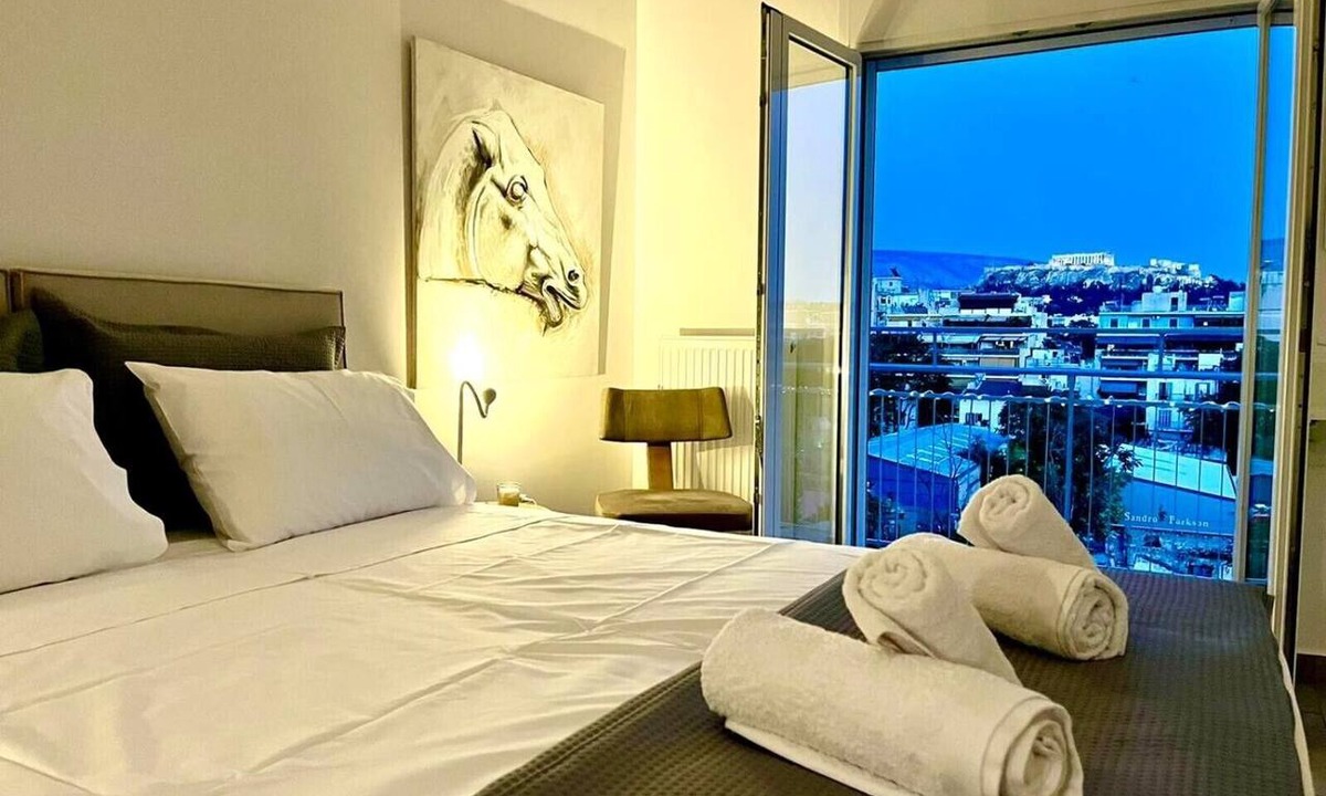 Kerameikos Apartment | Kalliopi's Apartment with Stunning Acropolis View