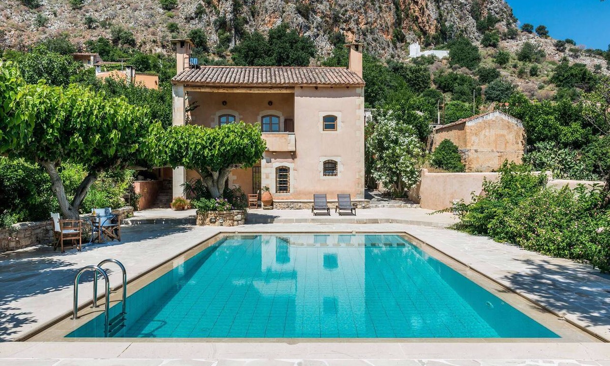 Maheri Villa | Kamares Private Pool stone Villa