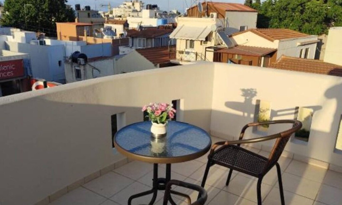 Chios Apartment | Kap Home · Central · Private Balcony