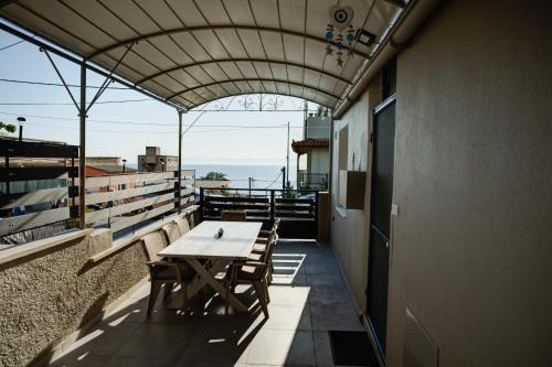 Mytilene Apartment | Kate's house MJT