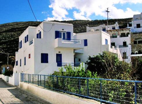 Merichas Apartment | Katerina Irida