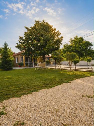 Topeiros House | Kikas Stone House