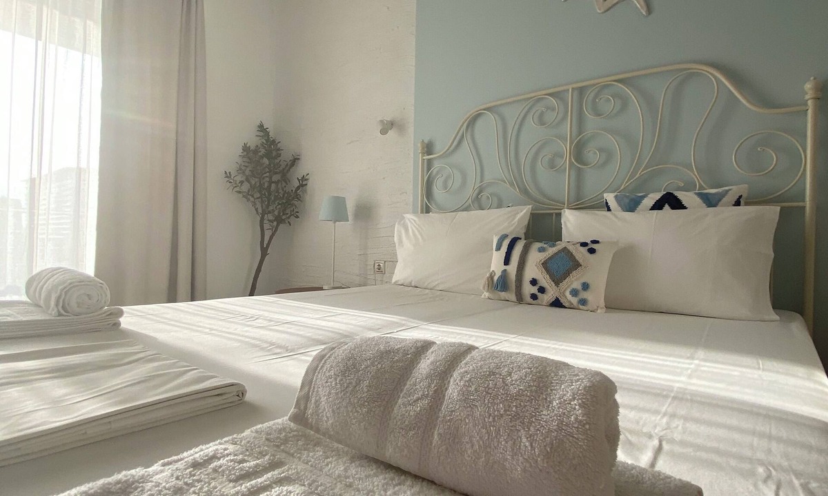 Nei Pori House | Klio Apartments and Studios