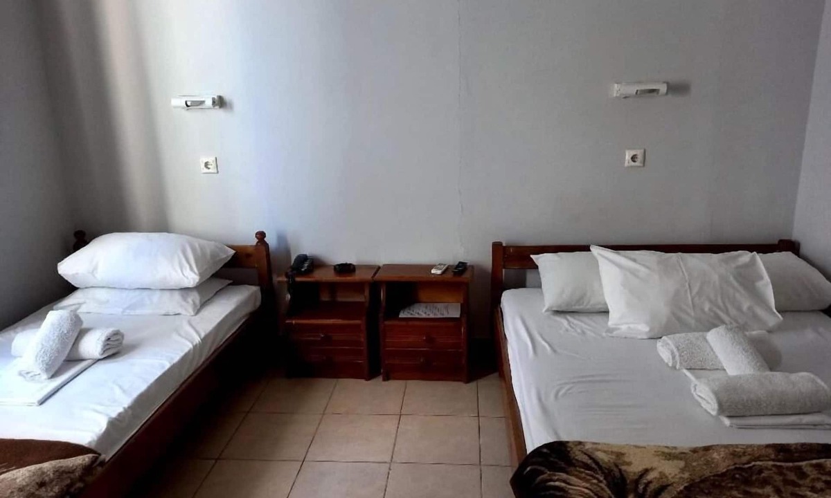 Nikaia-Agios Ioannis Rentis Hotel | Korydallos Hotel