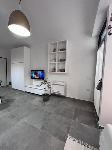 Kodrra Apartment | Kostanca Pool & Bay Studio