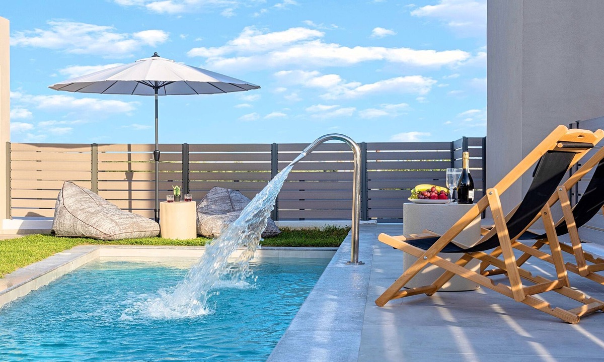 Asprouliani Villa | KS Si Luxury Villa Heated Pool