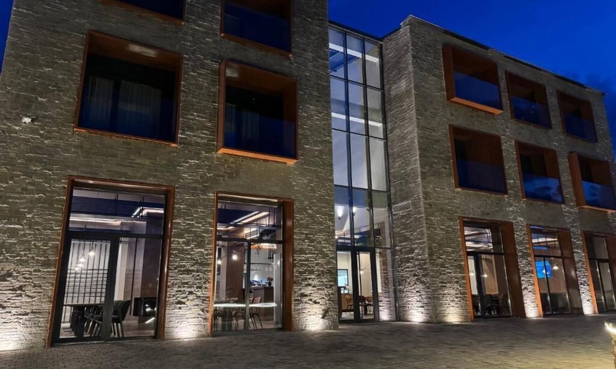 Leskovik Hotel | Kulm Vitalonga
