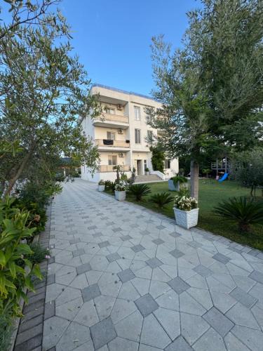 Sakës Apartment | KuneVain Guest House