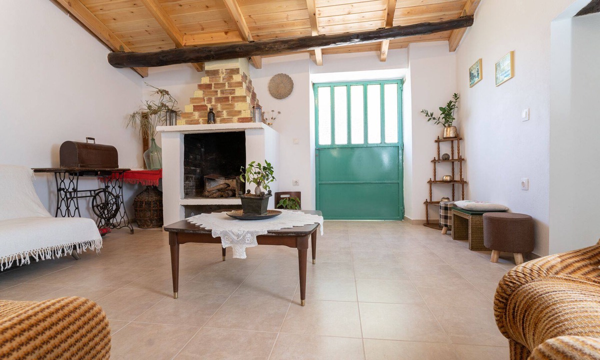 Vatolakkos House | La Casa Cottage