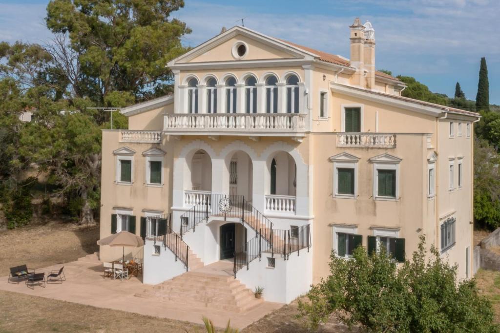 Agia Marina Villa | La Maison Tertse