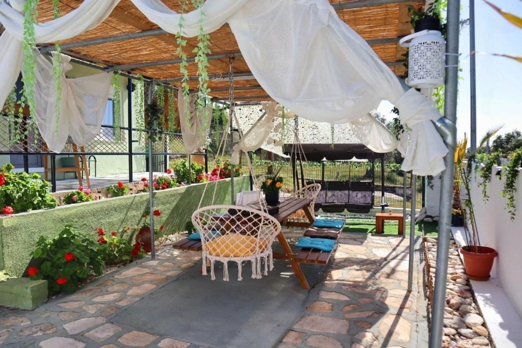 Astris House | La Rosalie