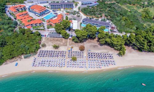Lagomandra Hotel | Lagomandra Beach Hotel