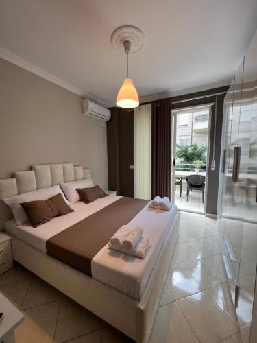 Farke Apartment | Lake View Apartment Tirana