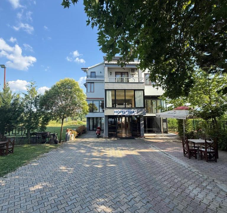 Pogradec Bed & Breakfast | Lake view HOTEL DEA