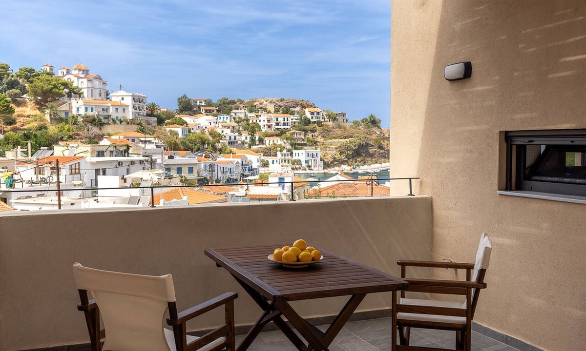 Evdilos Apartment | Lemonia Suites in Ikaria 2