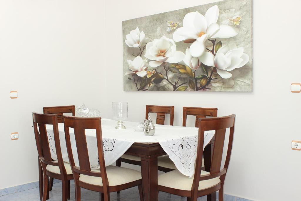 Qafe e Gjashtes House | Leva's Apartments