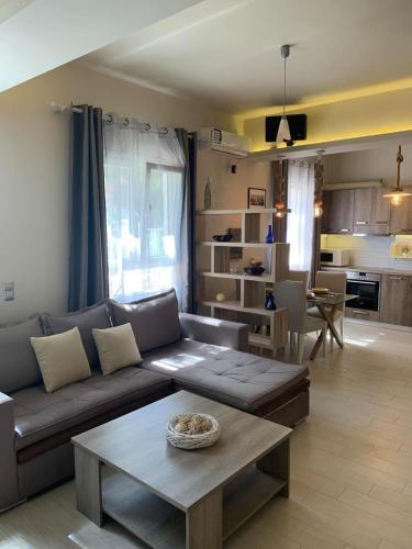 Benitses Apartment | Levante Apartment