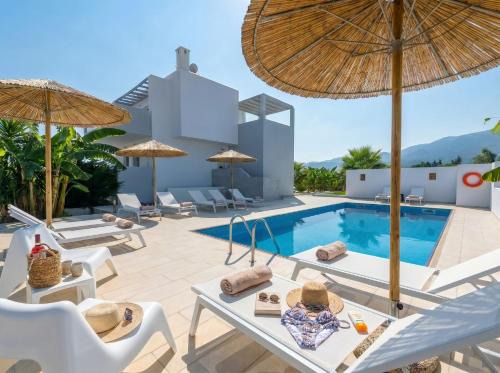Zipari Villa | Lilu Villa 2 with Private Pool and Seaview